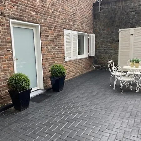 Sued - Ideale Lage Im Gruenen Zwischen Historischer Altstadt Und Uni-klinikum Апартаменты Ахен